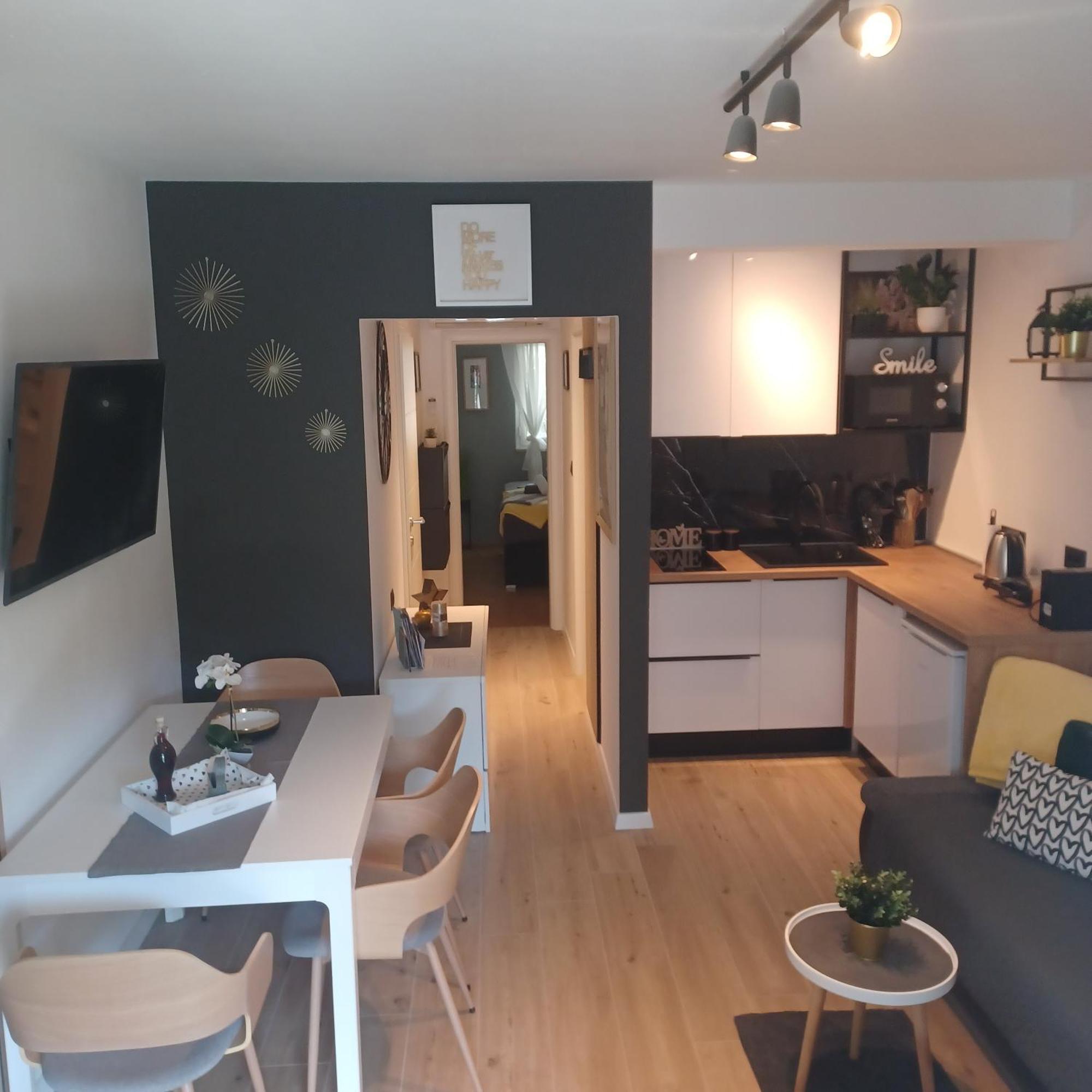 Amare Apartments Bobovisca Extérieur photo